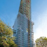 ALTRAD: 2 000 m2  Gerüst an Stadtkirche in Unna aufgestellt