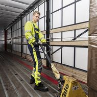 F. Engel: Cargo – strapazierfähig und cool