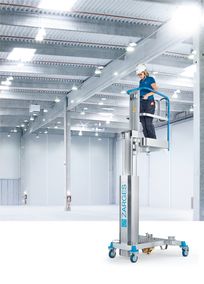 ZARGES: Gefahren beim Arbeiten in der Höhe frühzeitig bannen