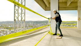 Strenge: »SideXafe« Seitenschutzsystem bei Großprojekt im Einsatz