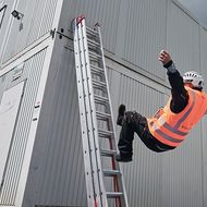 Skylotec: »Skyvest« als Retter bei Stürzen