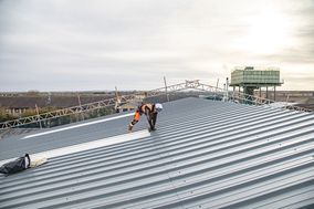 JSP Safety: Neue Schutzlösungen für Arbeiten in der Höhe