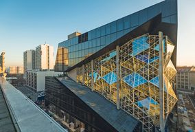 ST Quadrat: Axel-Springer-Neubau mit Absturzsicherung versorgt