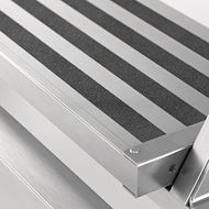 Leicht und sicher: Steigtechnik aus Aluminium