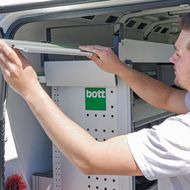 Bott: Fahrzeugeinrichtung unter die Lupe genommen