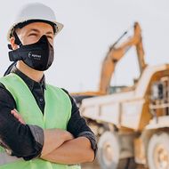 Zwei Masken für alle Fälle 