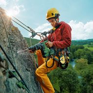 Nachhaltige Bekleidungslinie »Dassy ViVid« vorgestellt