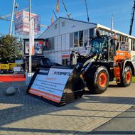 Doosan: »Transparente Schaufel« erhält Sicherheitspreis