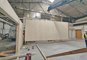 Großformatige Bauteile einfach heben