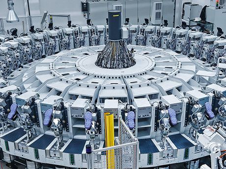 ATLAS: Hochtechnologisierte Fertigung trifft auf traditionelle Werte