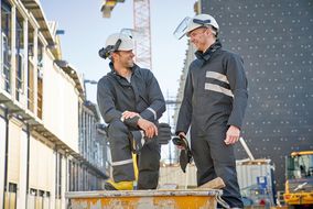 DEHN: Der sichere Umgang mit Hochdruckwasserstrahlen