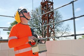 BG BAU: »Zu häufig wird die Gefahr von UV-Strahlung unterschätzt«